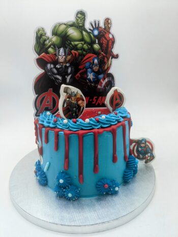 Cake design Avengers Drip cake Avengers