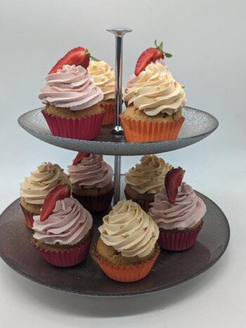 Cupcakes fraise et mangue pour baby shower